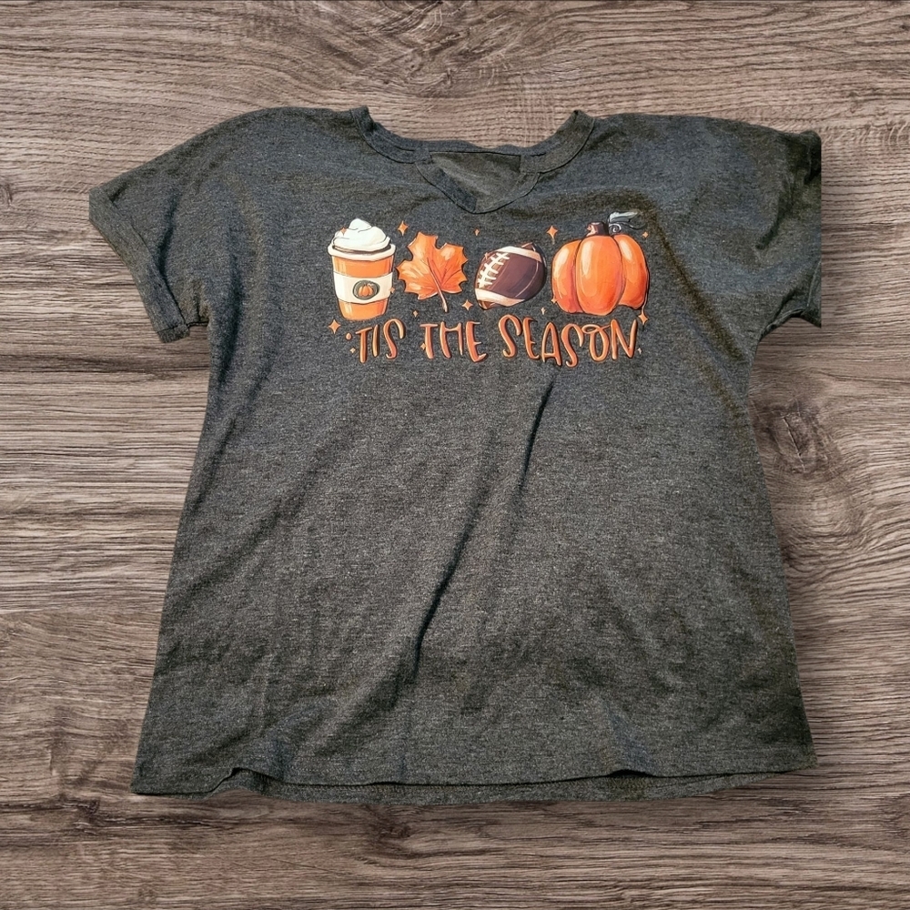 3-Piece Seasonal T-shirt Bundle, 1 XS (white), 2 Small, NWOT - Picture 2 of 4